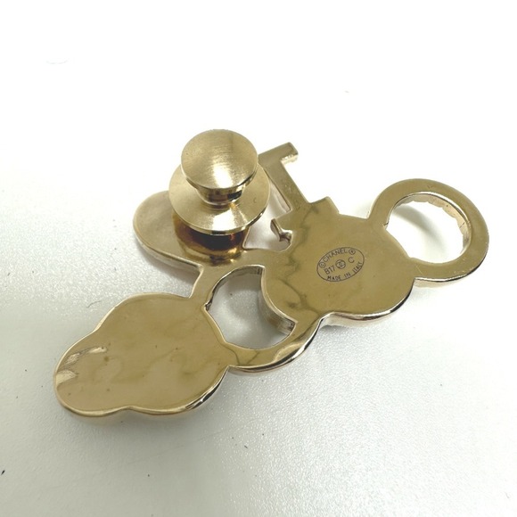 CHANEL Gold Brooch - Picture 3 of 8